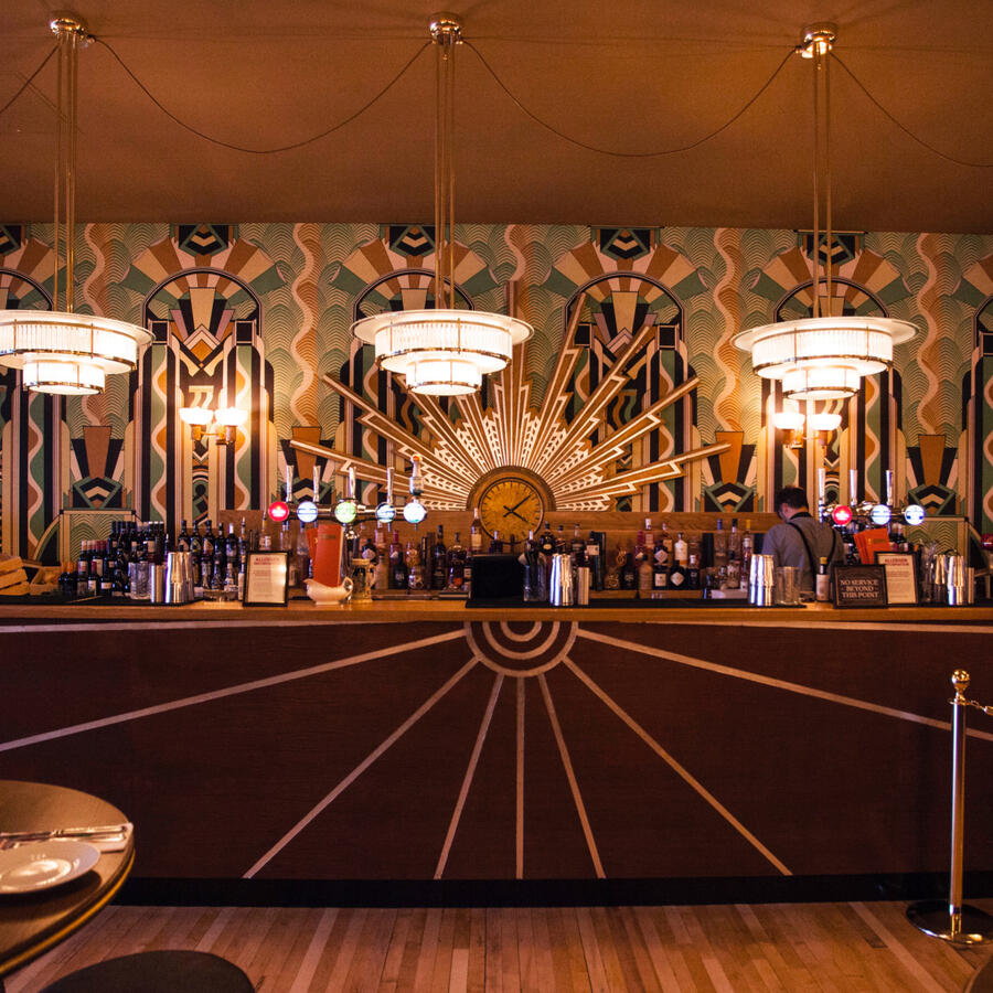 Cosy club Cardiff bay